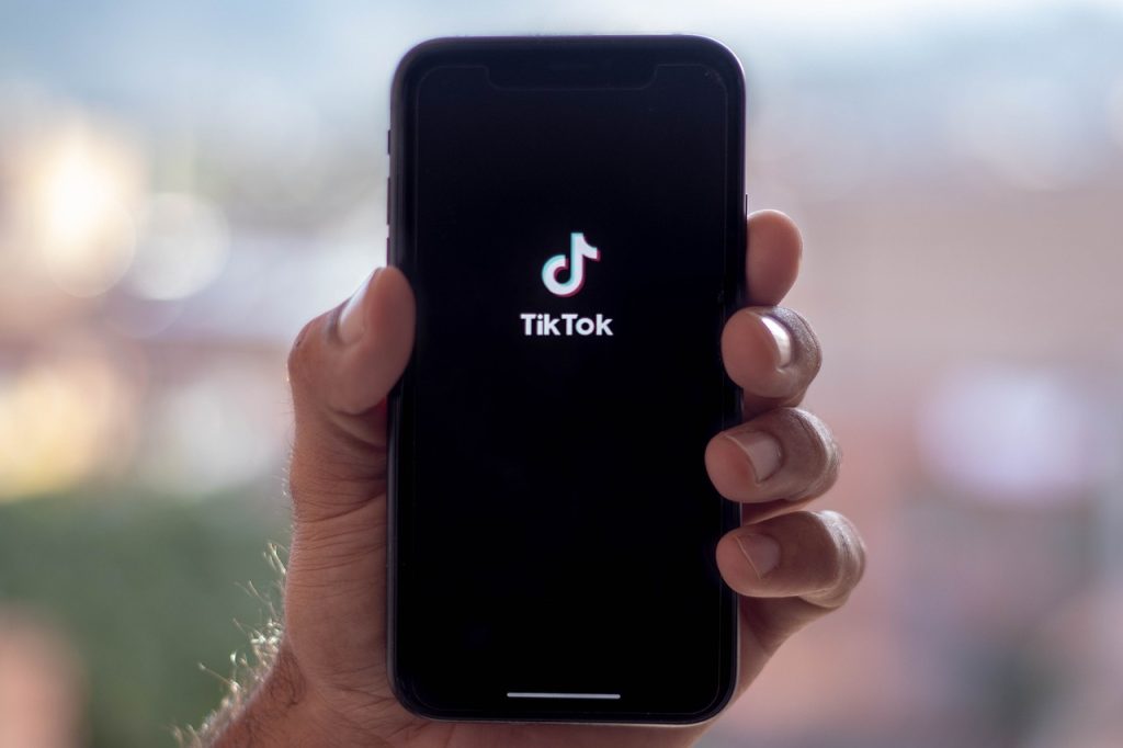 cat valoreaza 1 milion de puncte pe tiktok