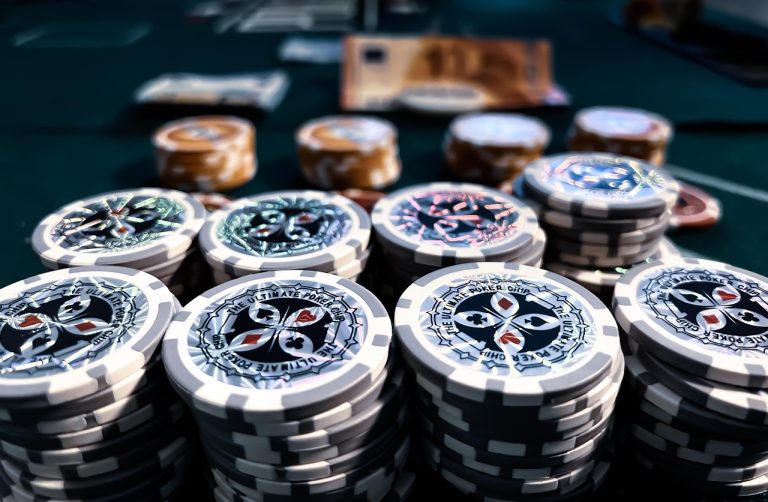care culoare este mai mare la poker