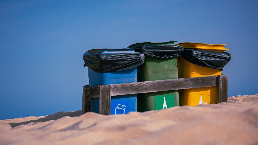 culori tomberoane reciclare